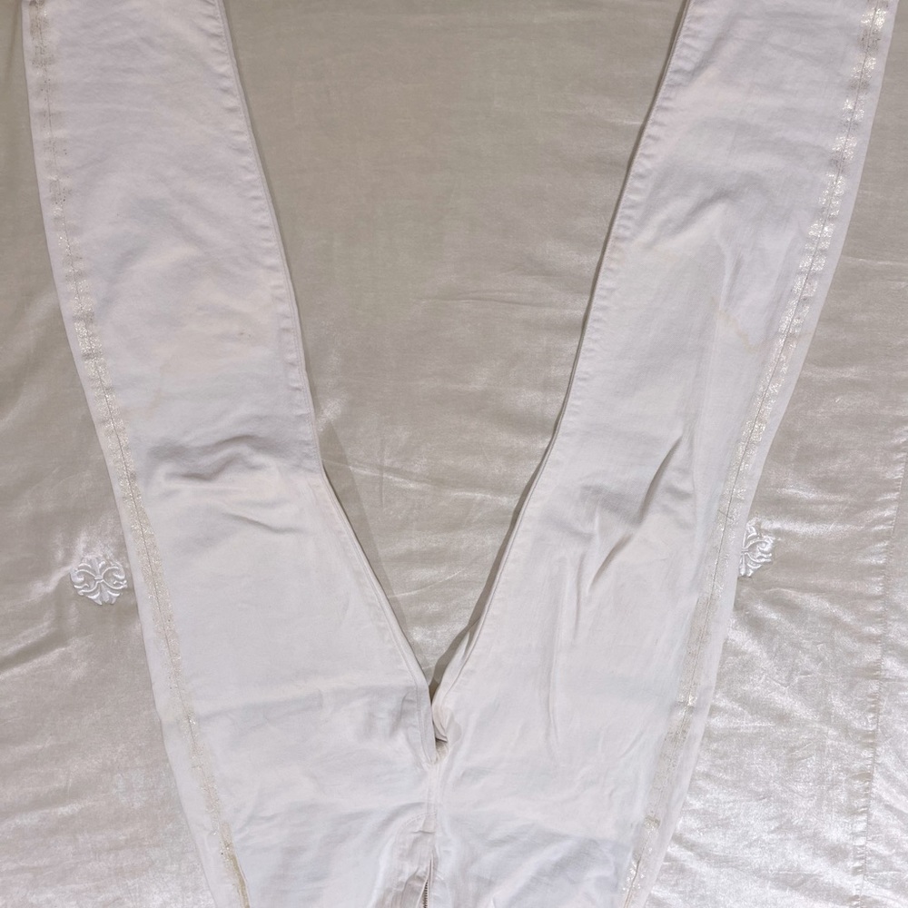 White off jeans